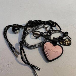 Urban Heartbeat – Bag Charm | Trendy Accessory 2025